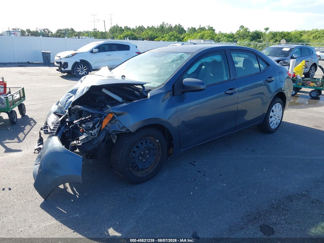 2015 TOYOTA COROLLA LE · 2/11