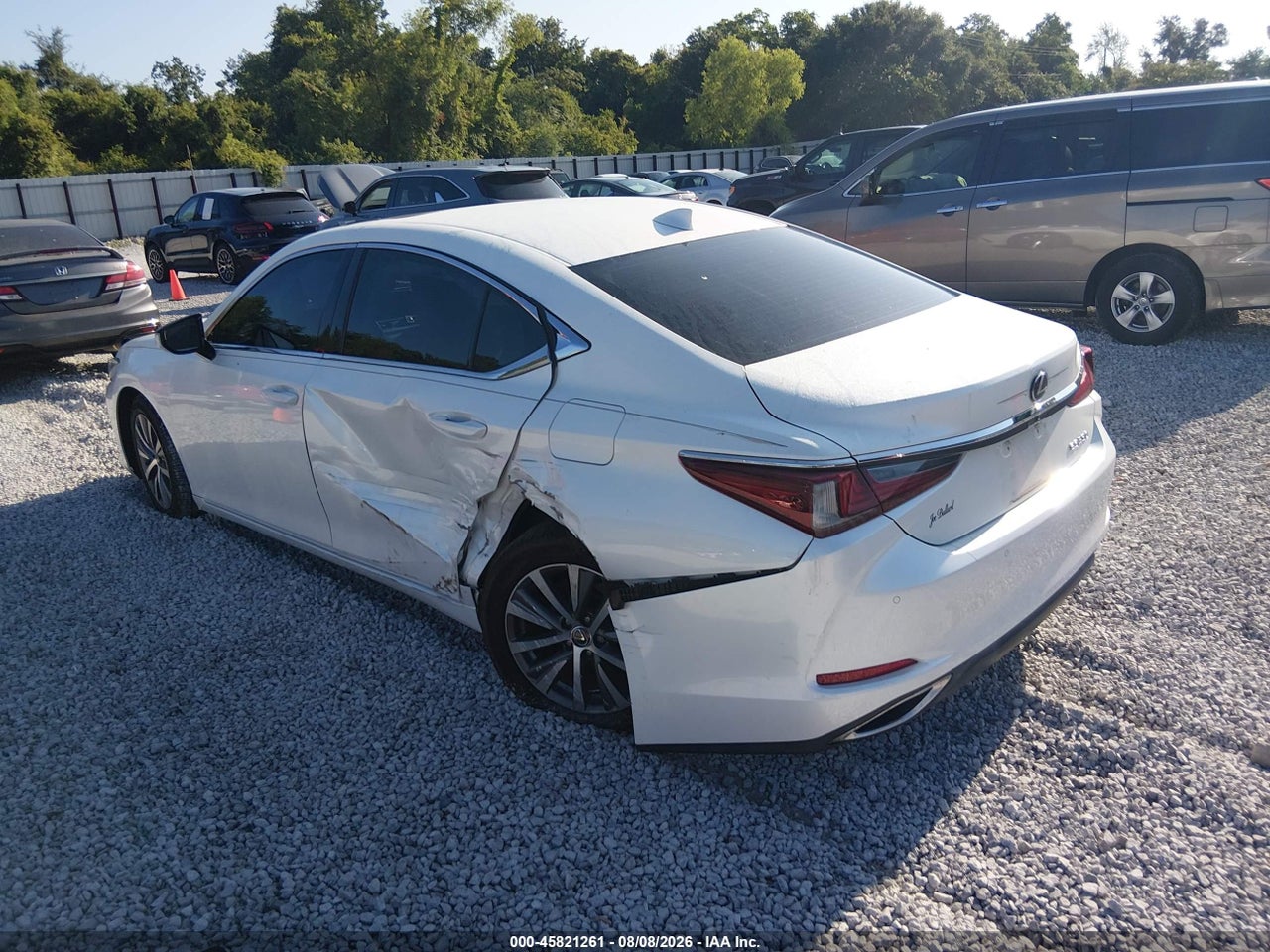 2019 LEXUS ES 350 · 3/11