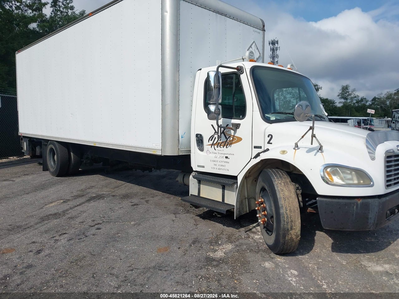 2005 FREIGHTLINER M2 106 MEDIUM DUTY