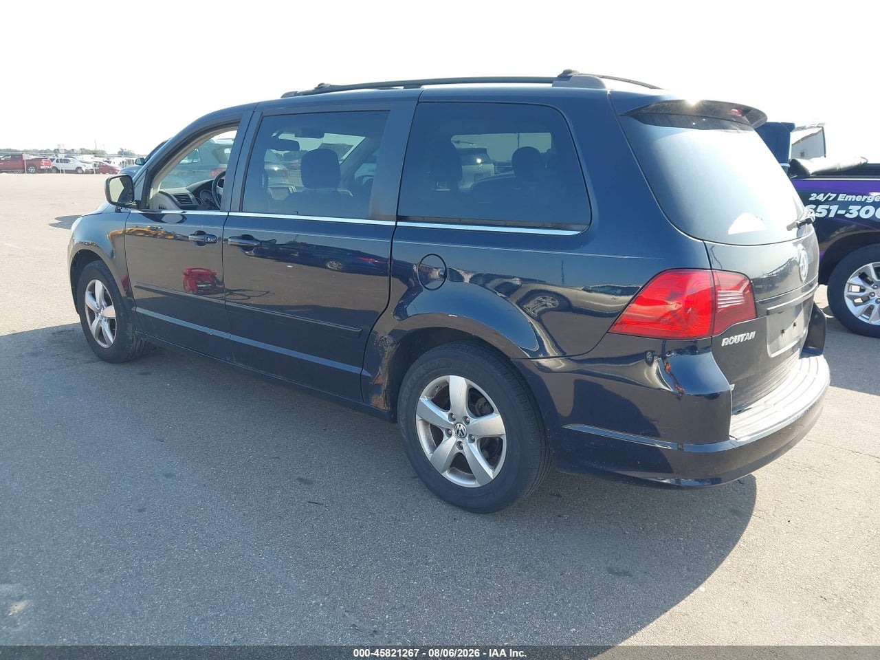 2010 VOLKSWAGEN ROUTAN SE · 3/11