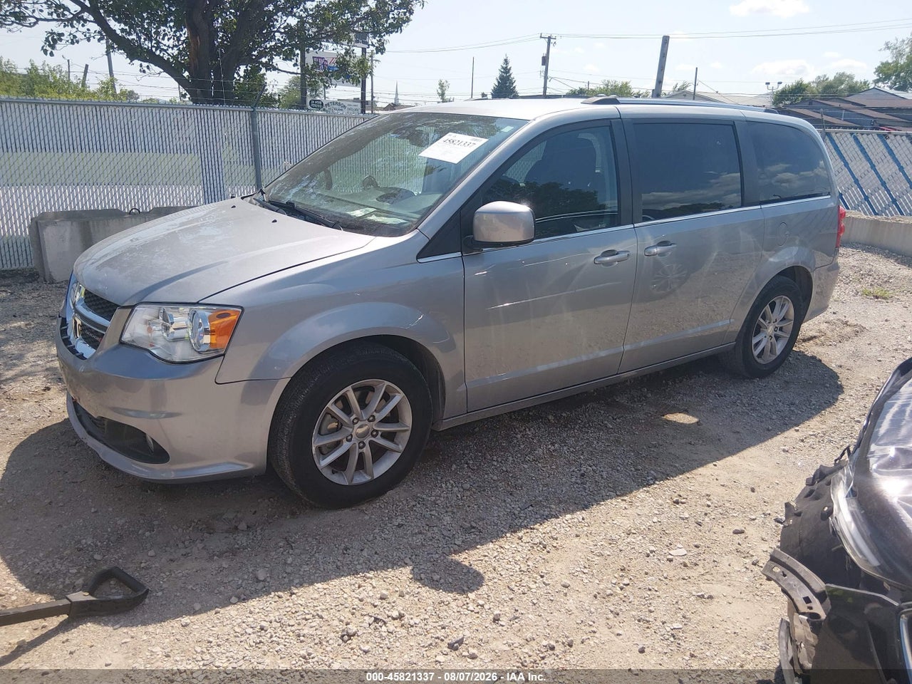2019 DODGE GRAND CARAVAN SXT · 2/11