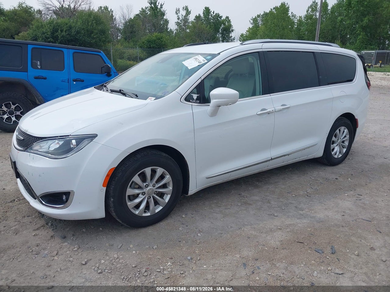 2018 CHRYSLER PACIFICA TOURING L · 2/11