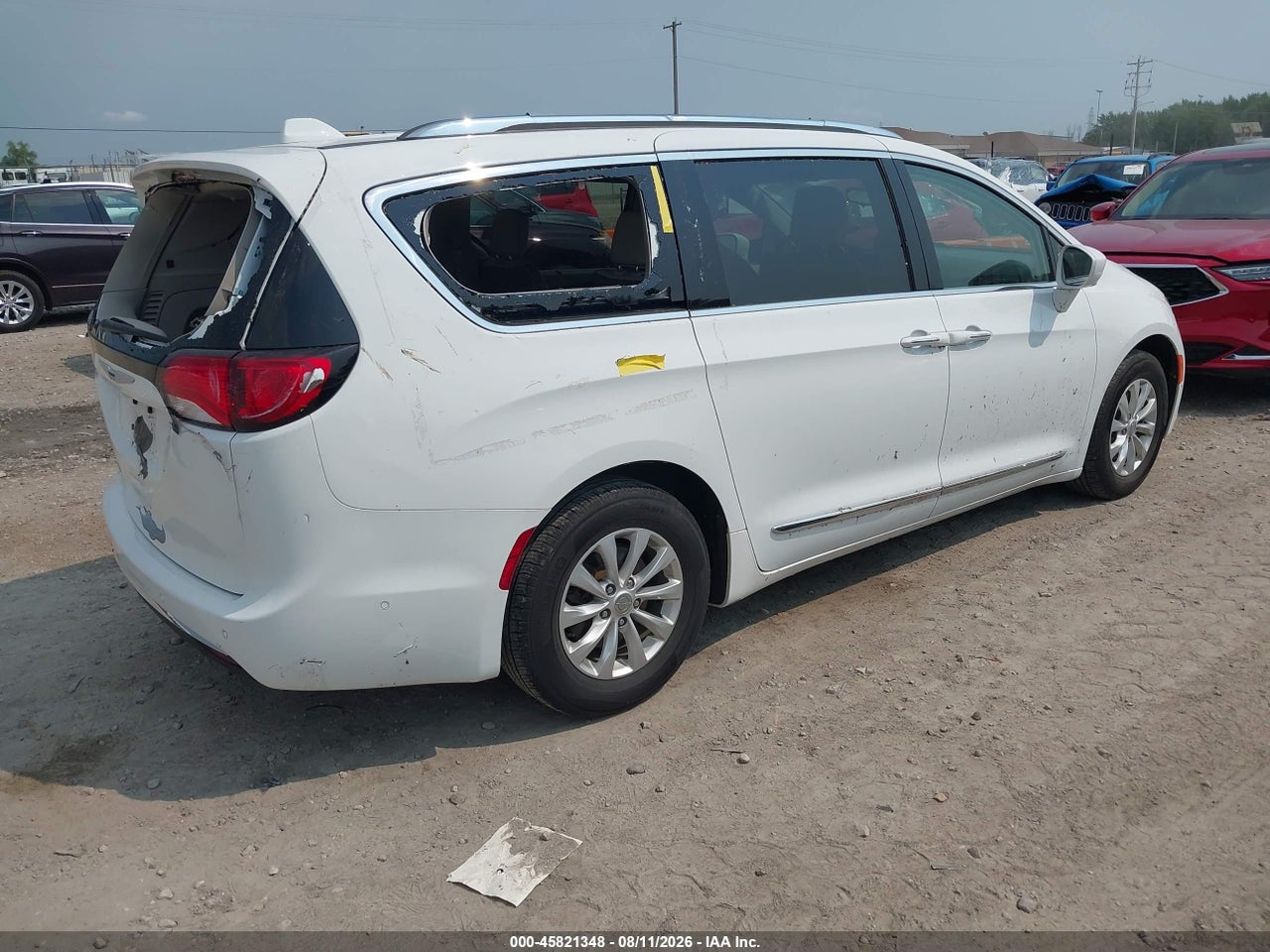2018 CHRYSLER PACIFICA TOURING L · 4/11