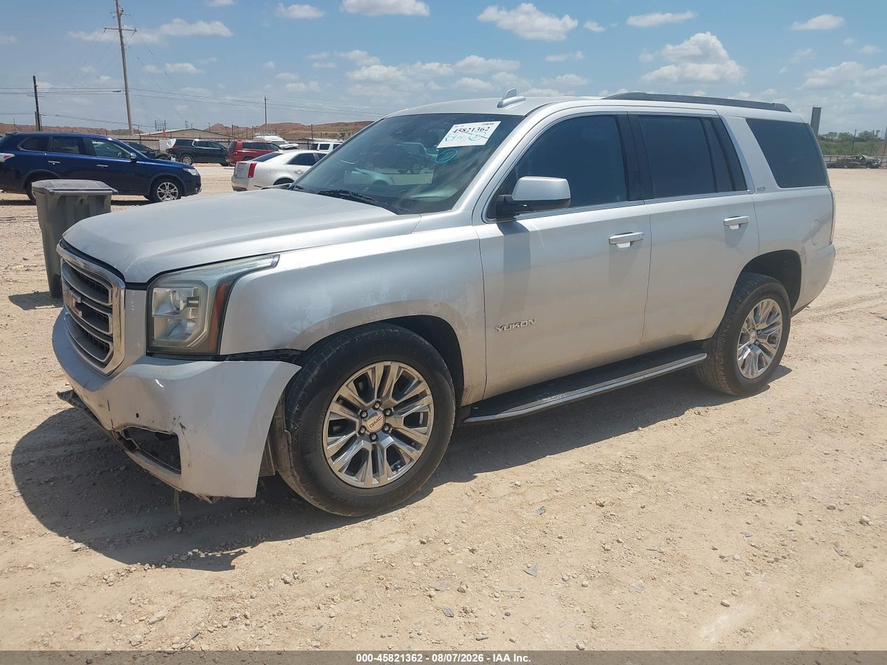 2017 GMC YUKON SLT · 2/11