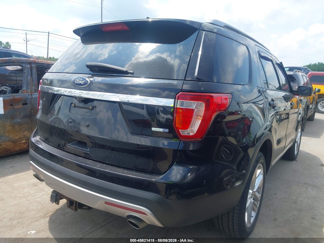 1FM5K8D86GG****** · 2016 FORD EXPLORER XLT · 4/11