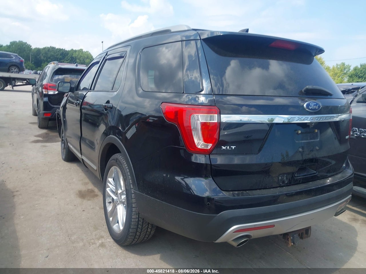 1FM5K8D86GG****** · 2016 FORD EXPLORER XLT · 3/11
