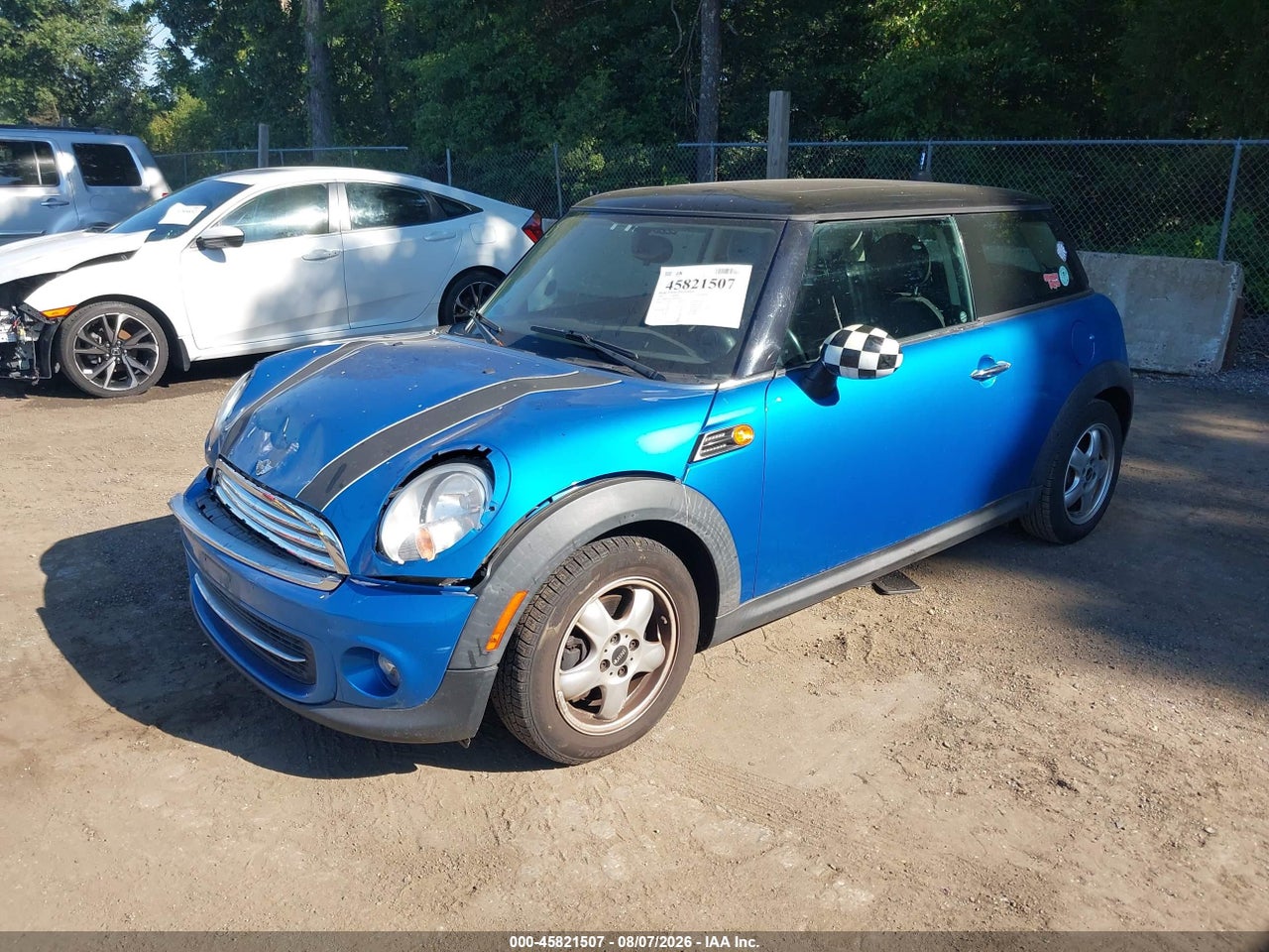 2011 MINI COOPER · 2/11
