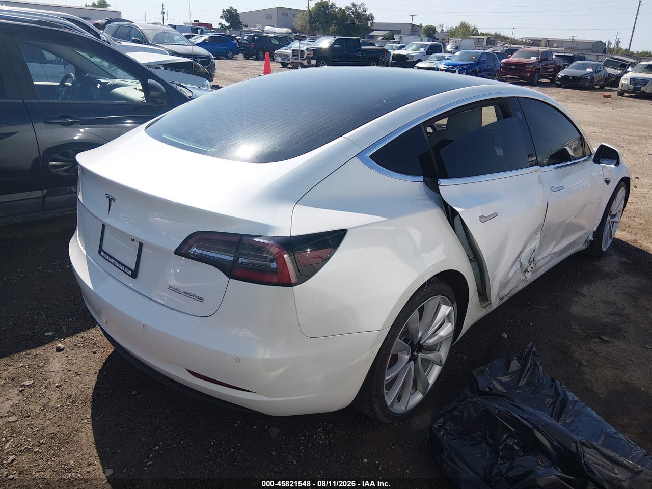 2018 TESLA MODEL 3 LONG RANGE/PERFORMANCE · 4/11
