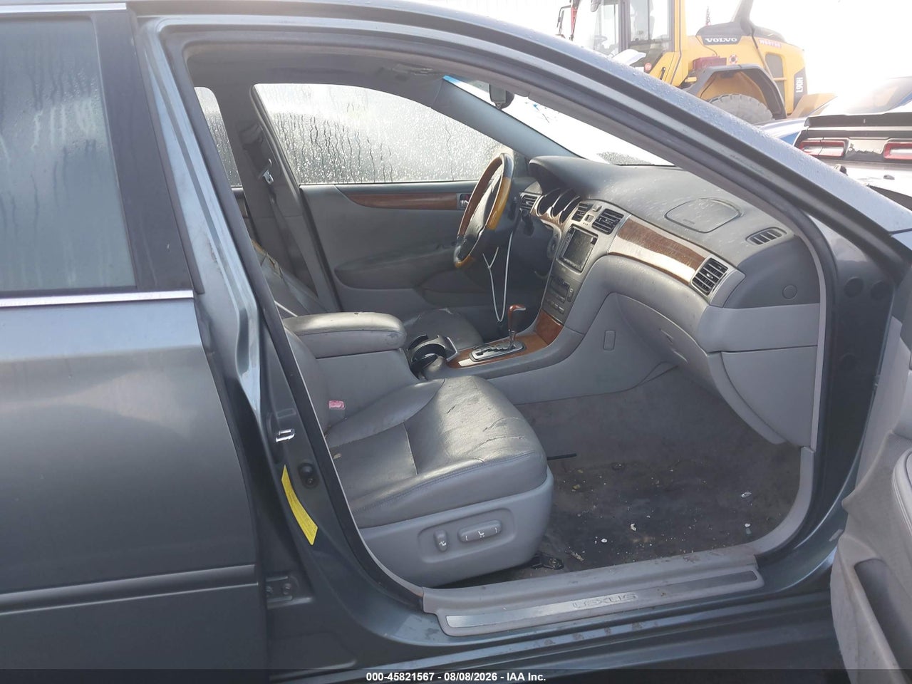 2005 LEXUS ES 330   · 5/11