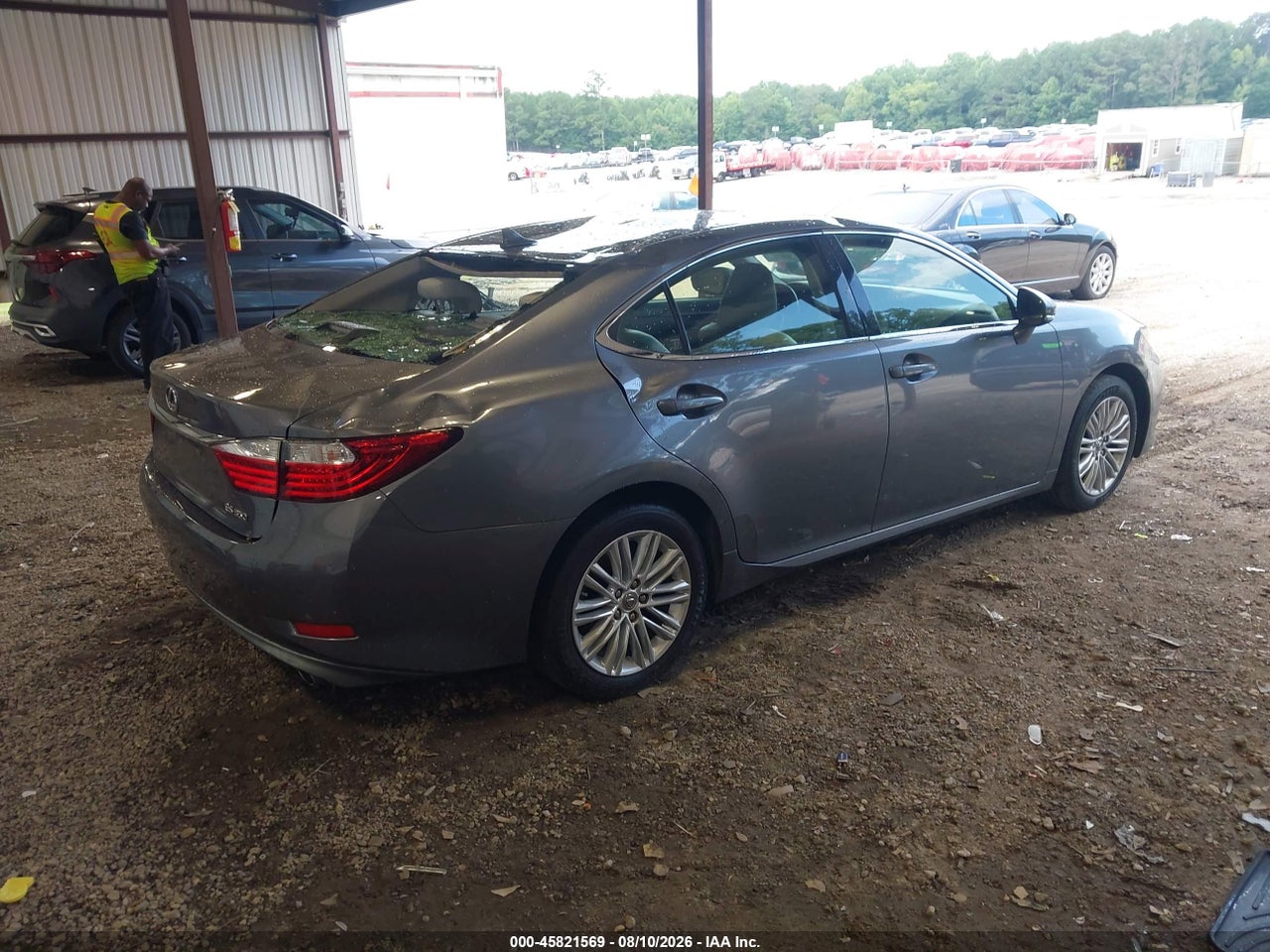 2013 LEXUS ES 350 · 4/10
