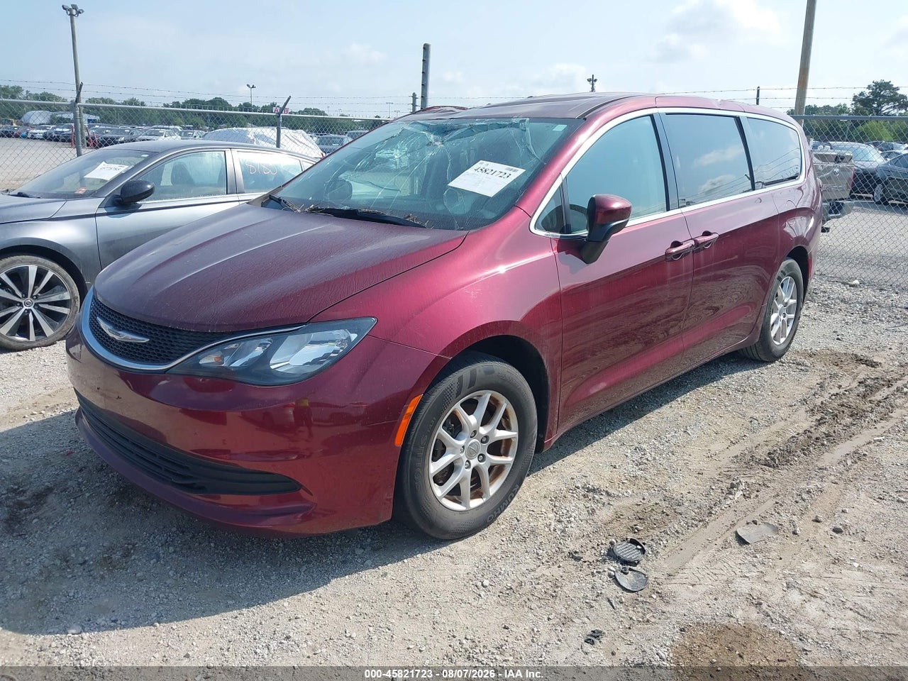 2018 CHRYSLER PACIFICA LX · 2/11
