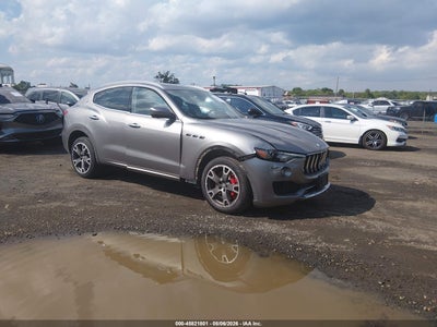 2017 MASERATI LEVANTE S