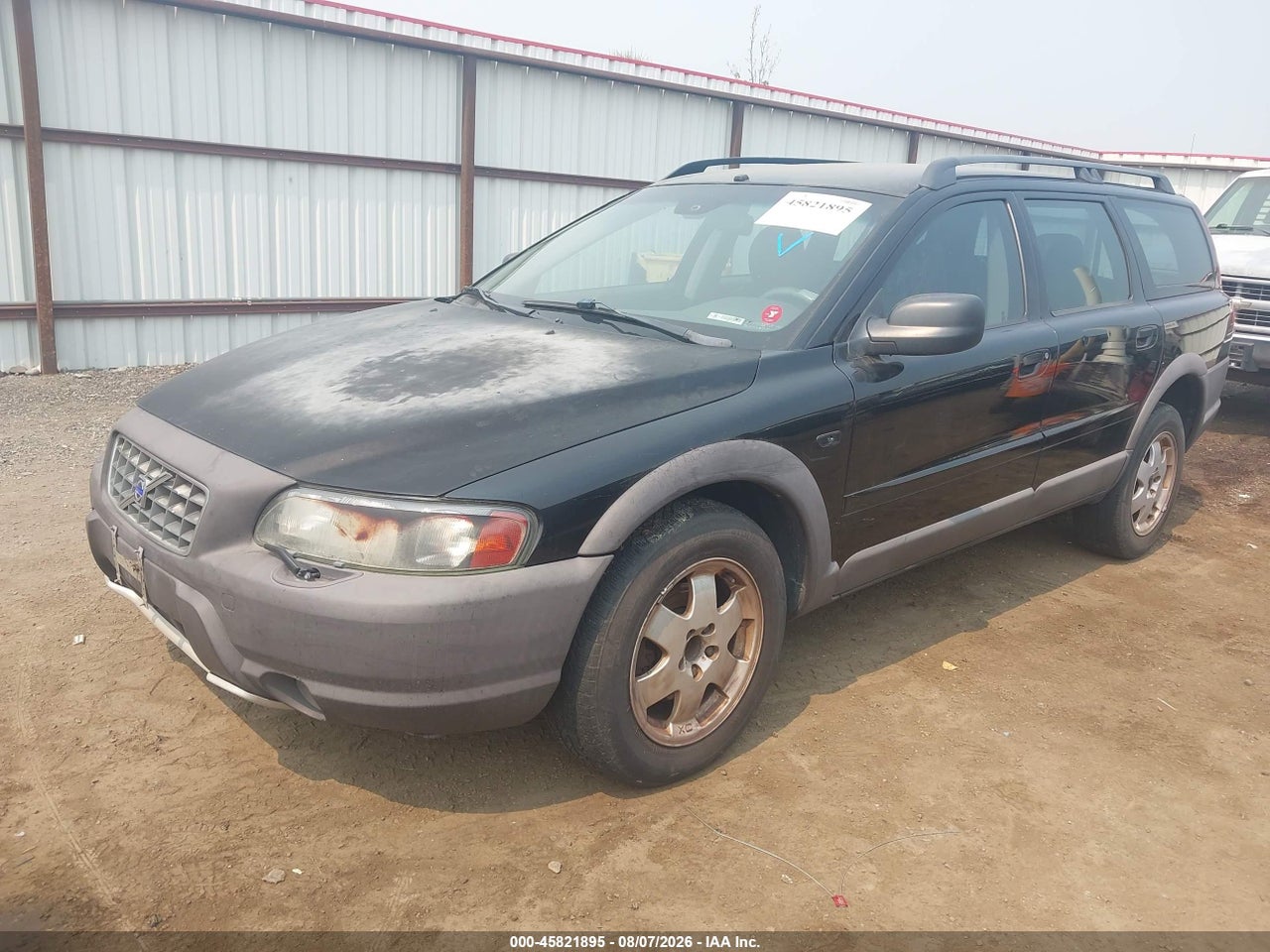 2004 VOLVO XC70 2.5T · 2/10