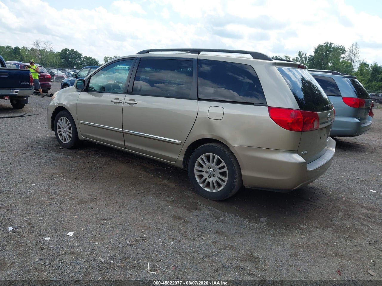 2007 TOYOTA SIENNA XLE LIMITED · 3/11