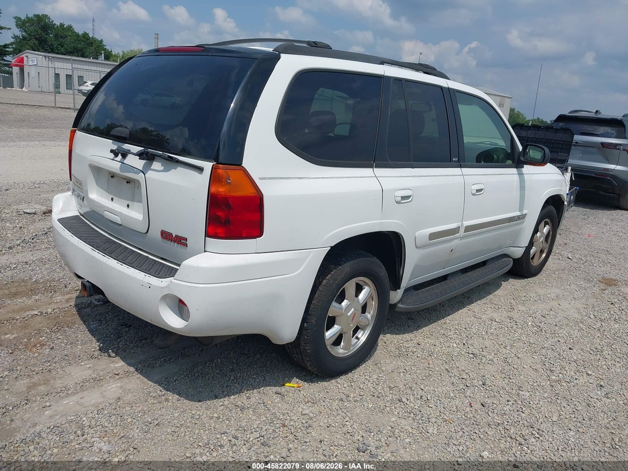 2003 GMC ENVOY SLT · 4/11