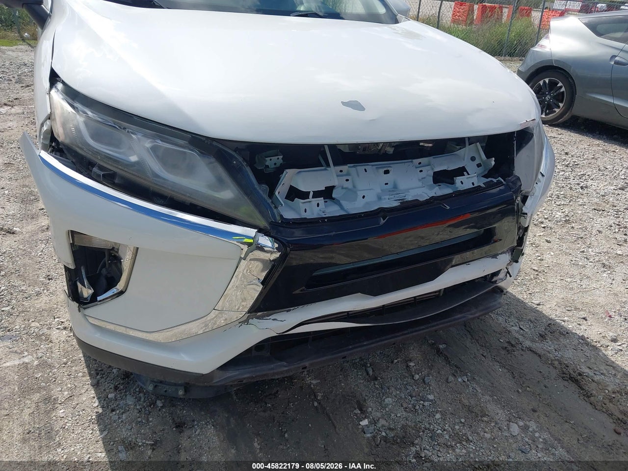 2018 MITSUBISHI ECLIPSE CROSS SEL · 6/11