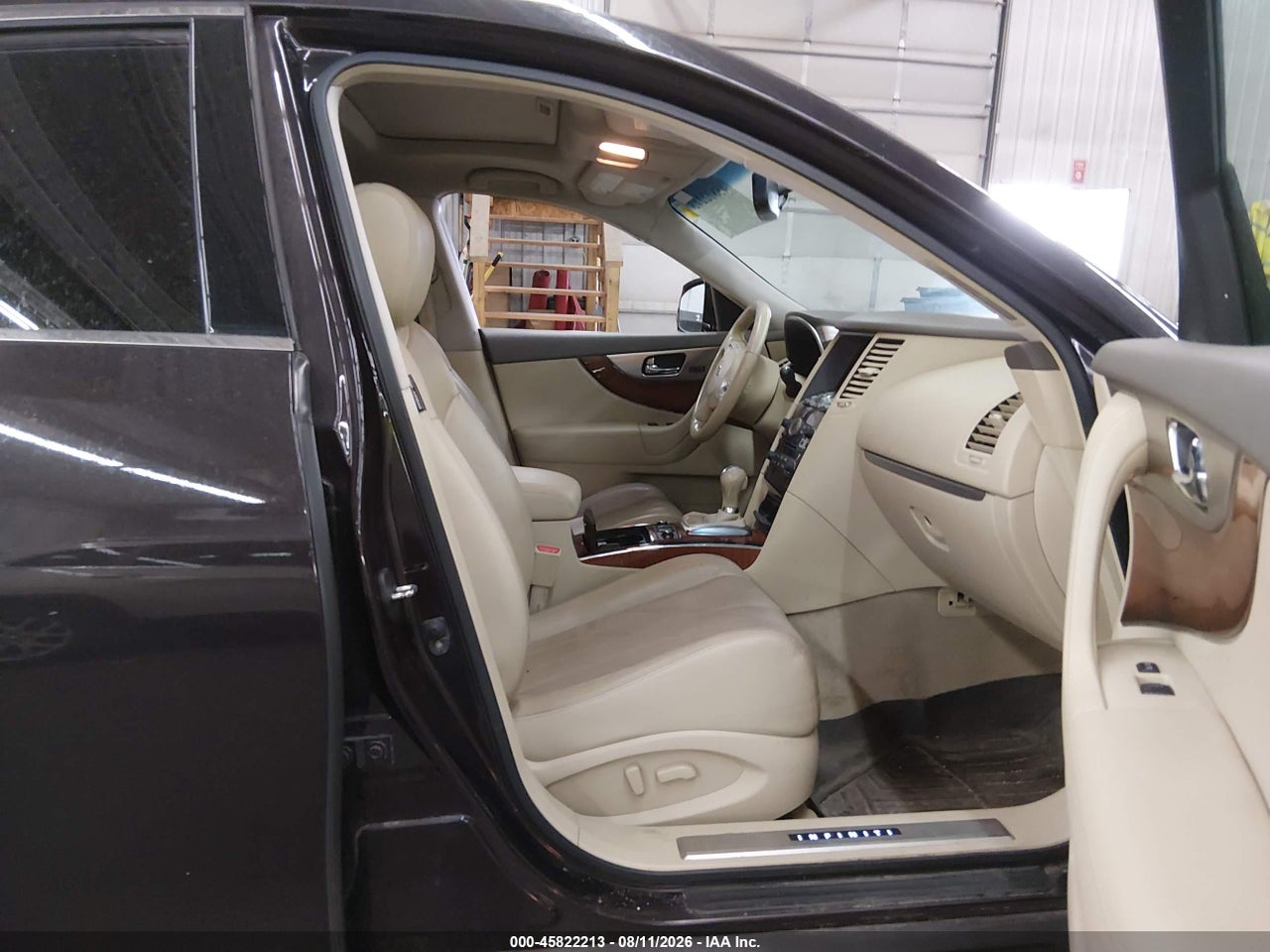 2010 INFINITI FX35 · 5/11