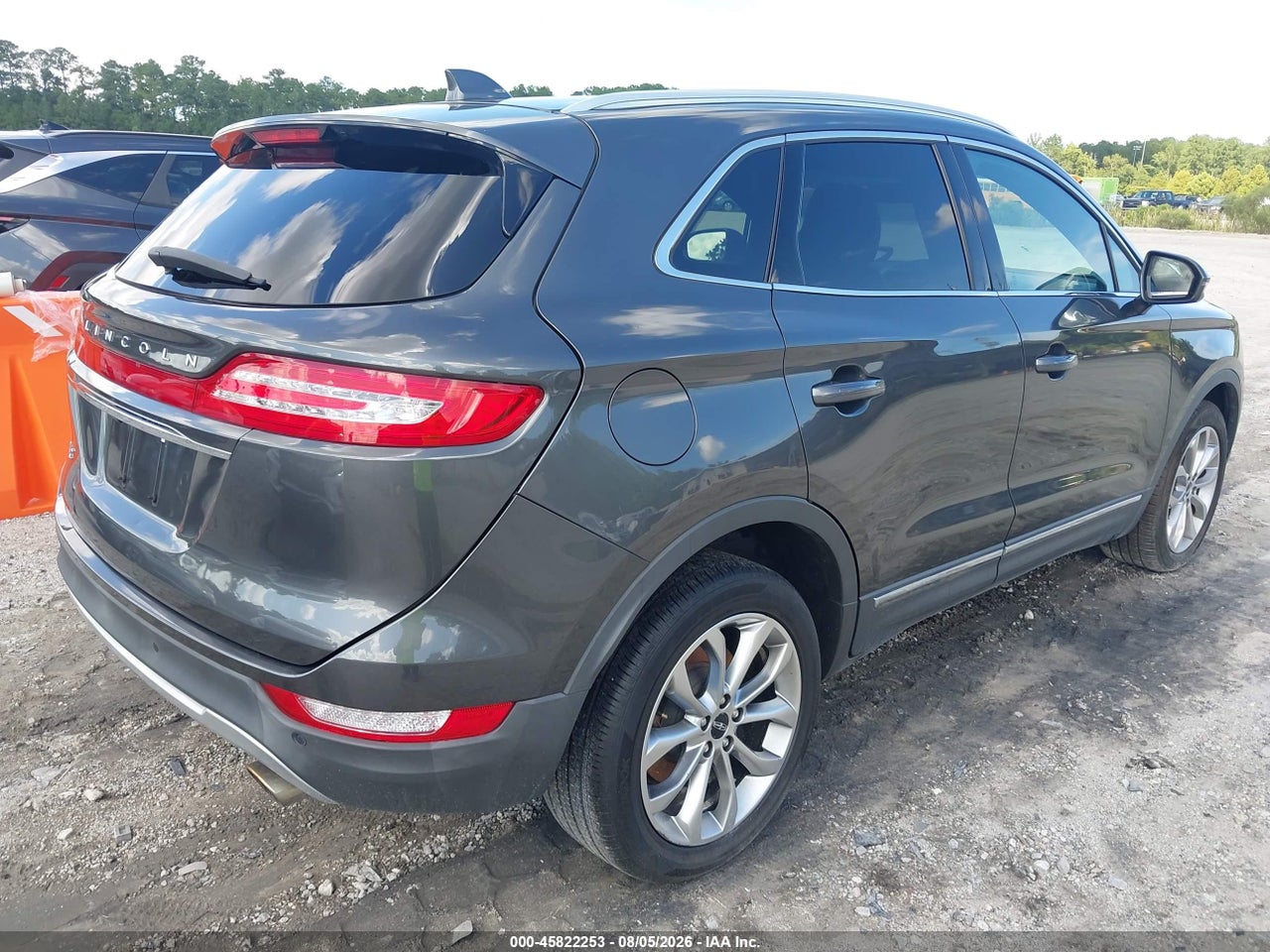 2019 LINCOLN MKC SELECT · 4/11