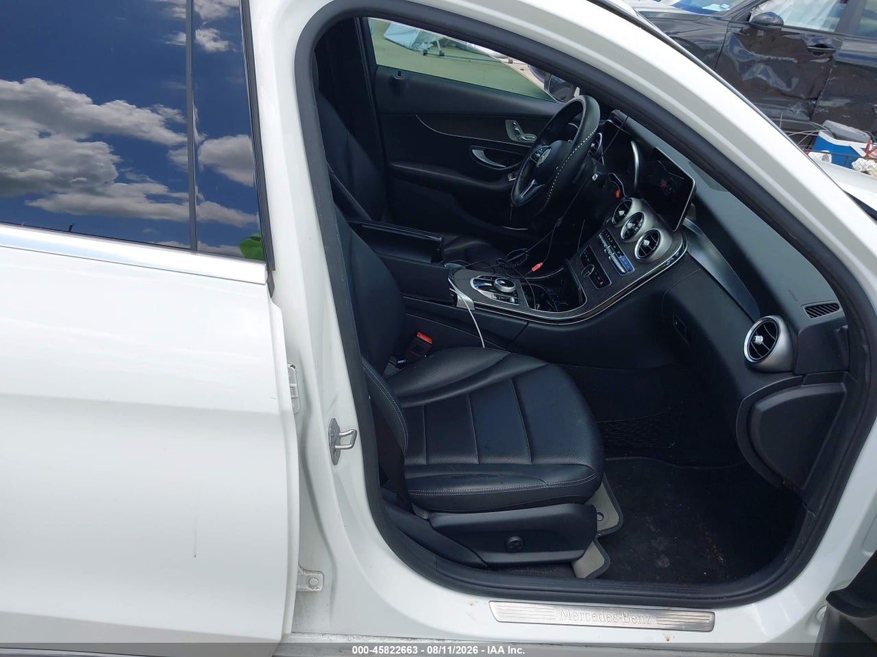 2020 MERCEDES-BENZ C 300 · 5/11