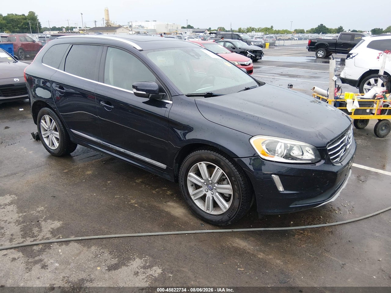 YV440MDU9H2****** · 2017 VOLVO XC60 T5 INSCRIPTION