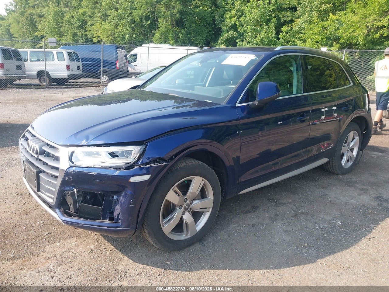 2019 AUDI Q5 45 PREMIUM · 2/11