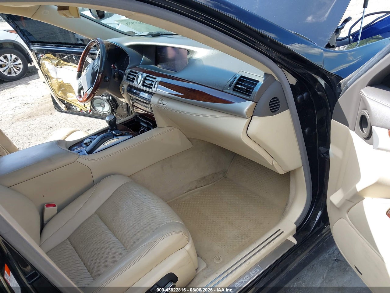 2016 LEXUS LS 460 · 5/11