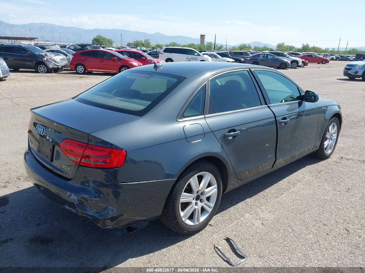 2010 AUDI A4 2.0T PREMIUM · 4/11