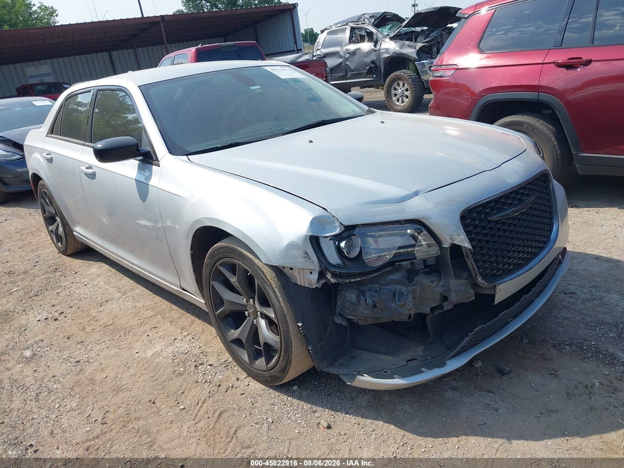 2C3CCAAG6NH****** · 2022 CHRYSLER 300 TOURING