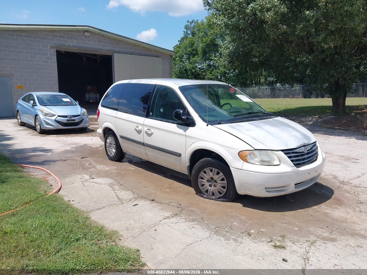2005 CHRYSLER TOWN &amp; COUNTRY  