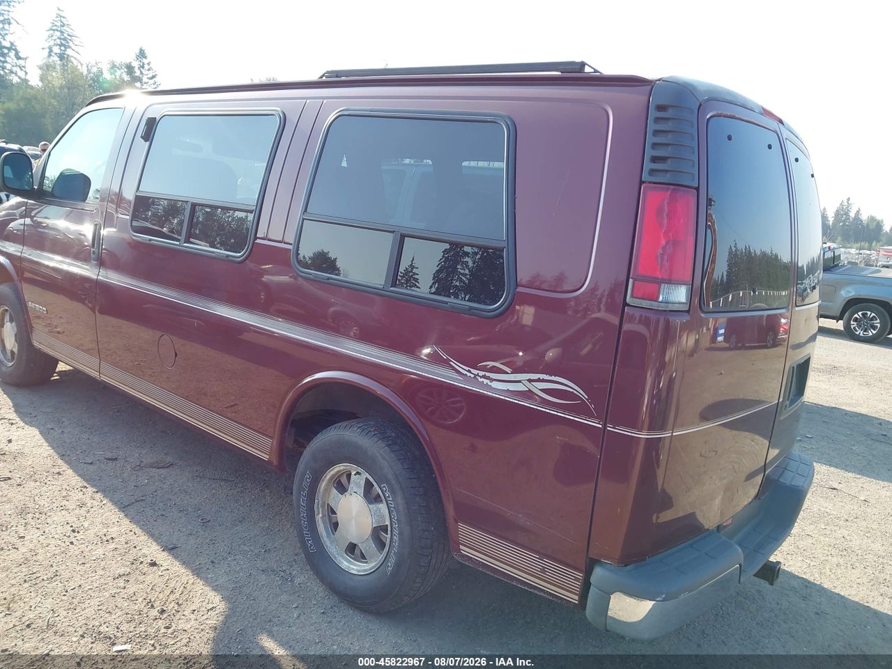 1997 GMC SAVANA YF7 · 3/11