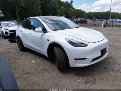 7SAYGDED6SF****** · 2025 TESLA MODEL Y LONG RANGE DUAL MOTOR REAR-WHEEL DRIVE