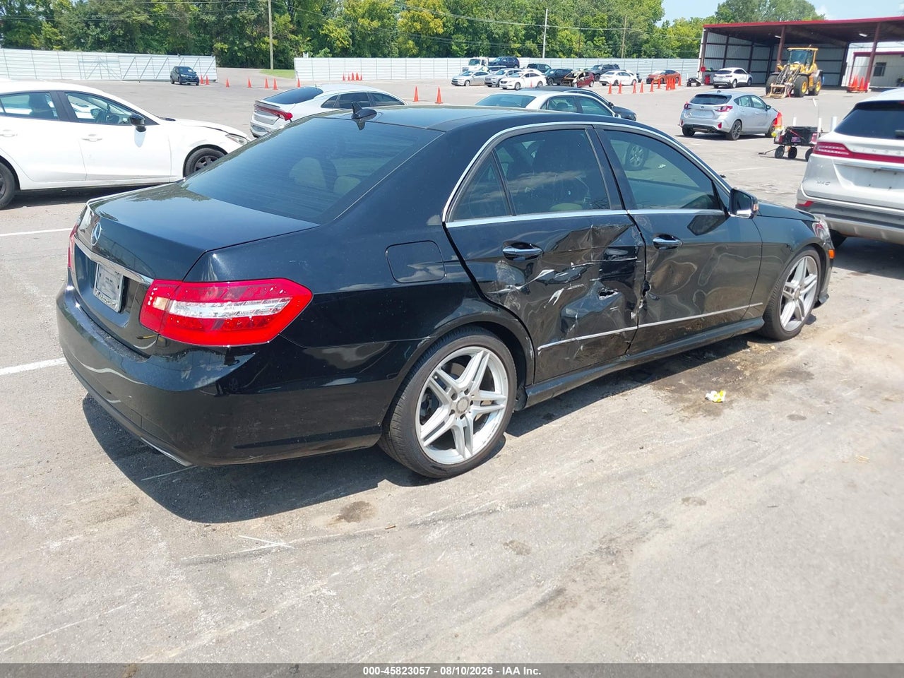 2011 MERCEDES-BENZ E 350 · 4/11