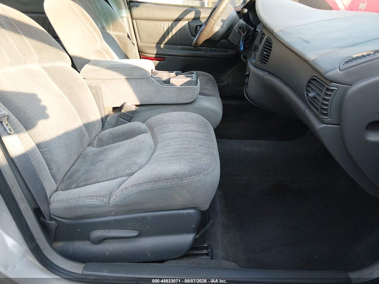 2G4WS52J821****** · 2002 BUICK CENTURY CUSTOM · 5/11