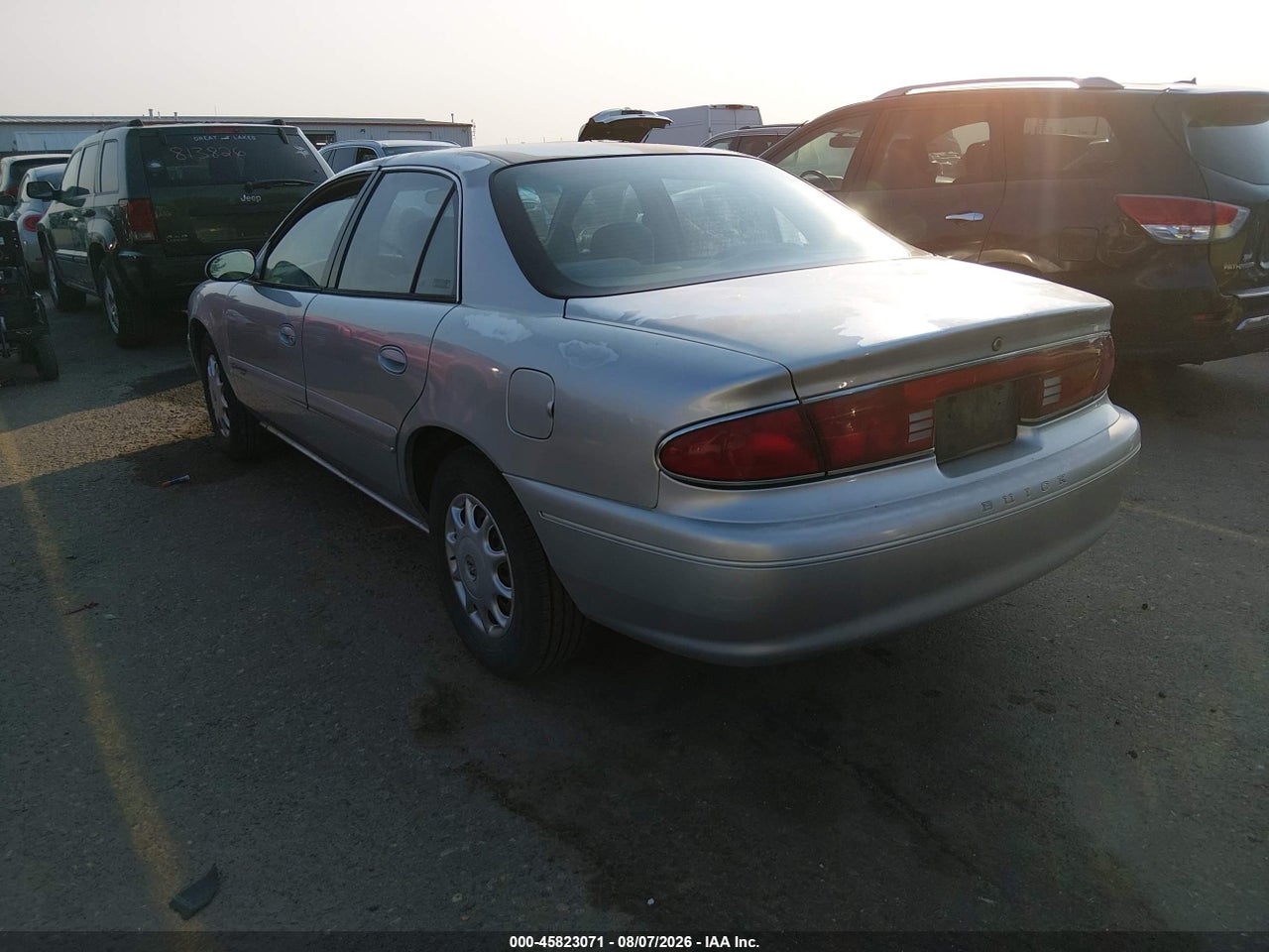 2G4WS52J821****** · 2002 BUICK CENTURY CUSTOM · 3/11