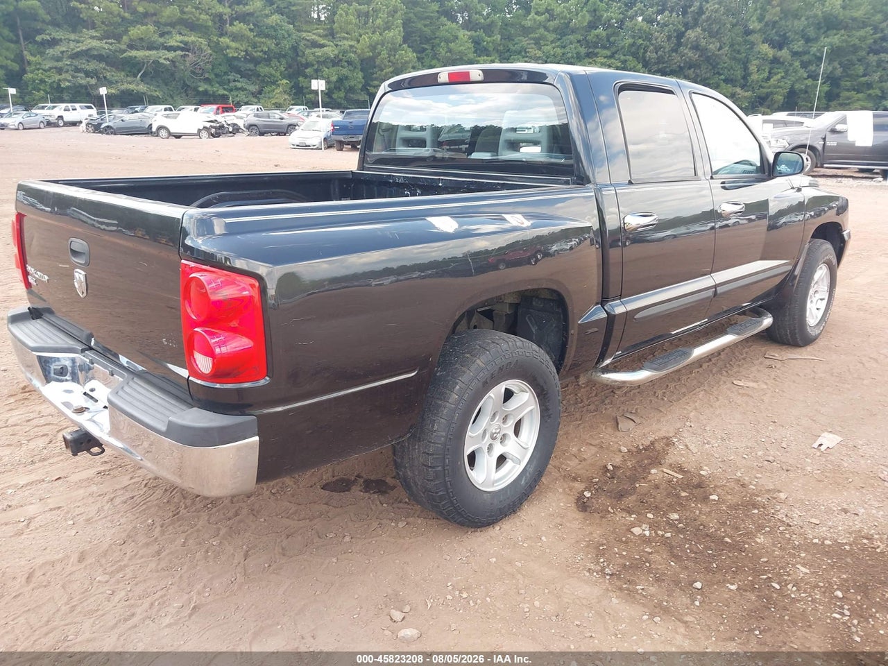 2006 DODGE DAKOTA SLT · 4/11