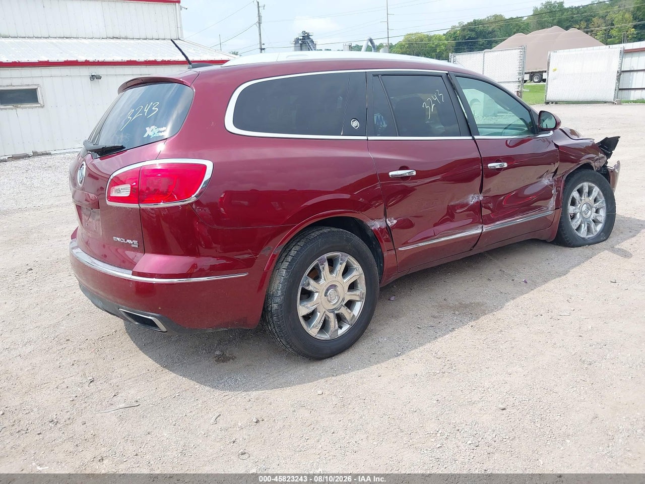 2016 BUICK ENCLAVE LEATHER · 4/11