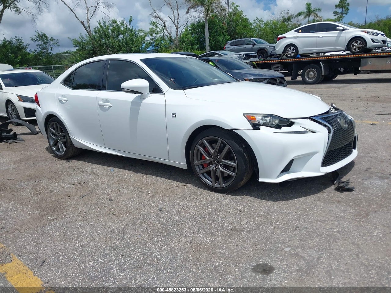 JTHBA1D26G5****** · 2016 LEXUS IS 200T