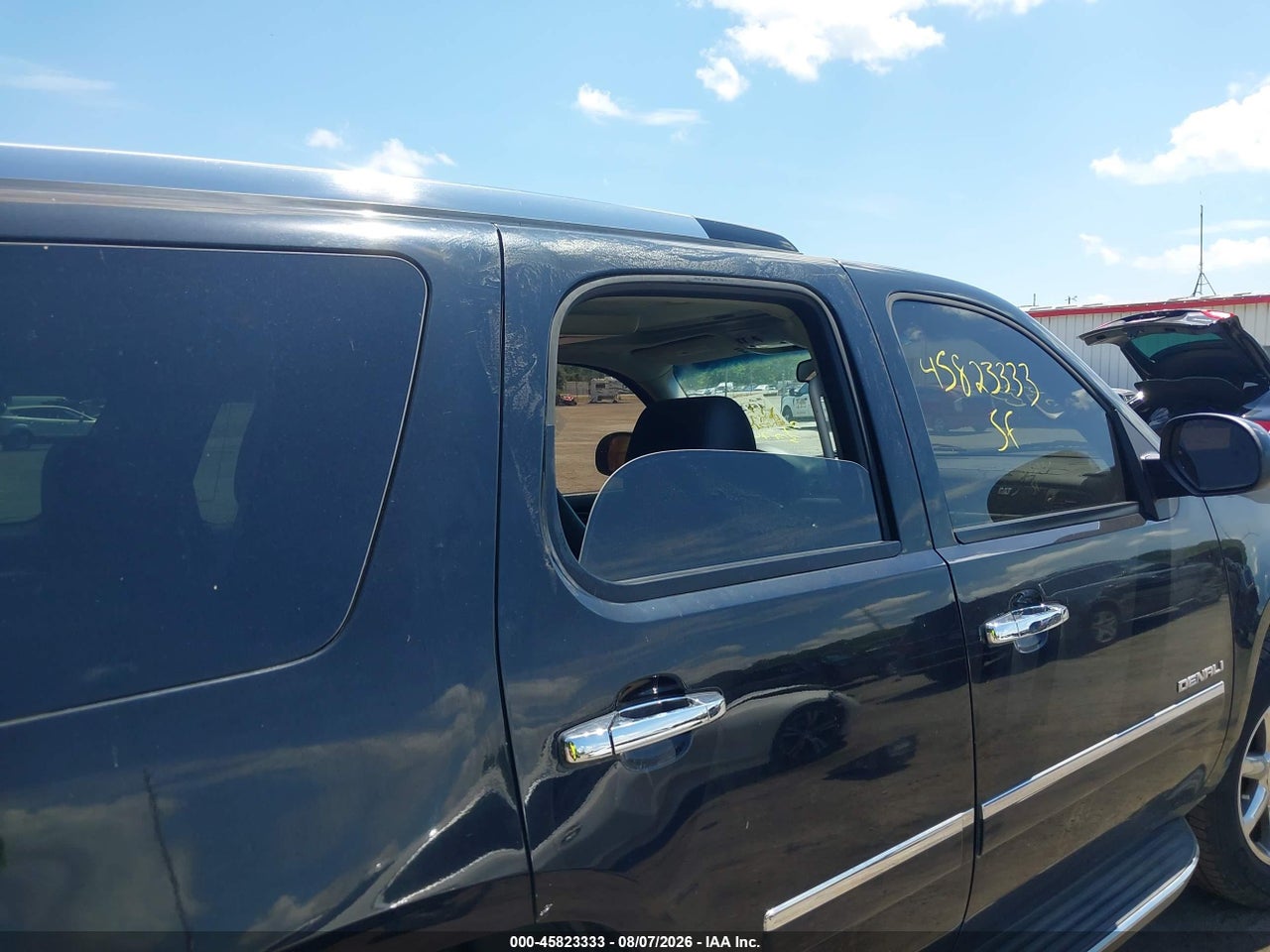 1GKS1EEF2BR****** · 2011 GMC YUKON DENALI · 6/11