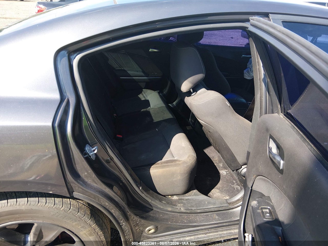 2017 DODGE CHARGER SXT RWD · 8/11