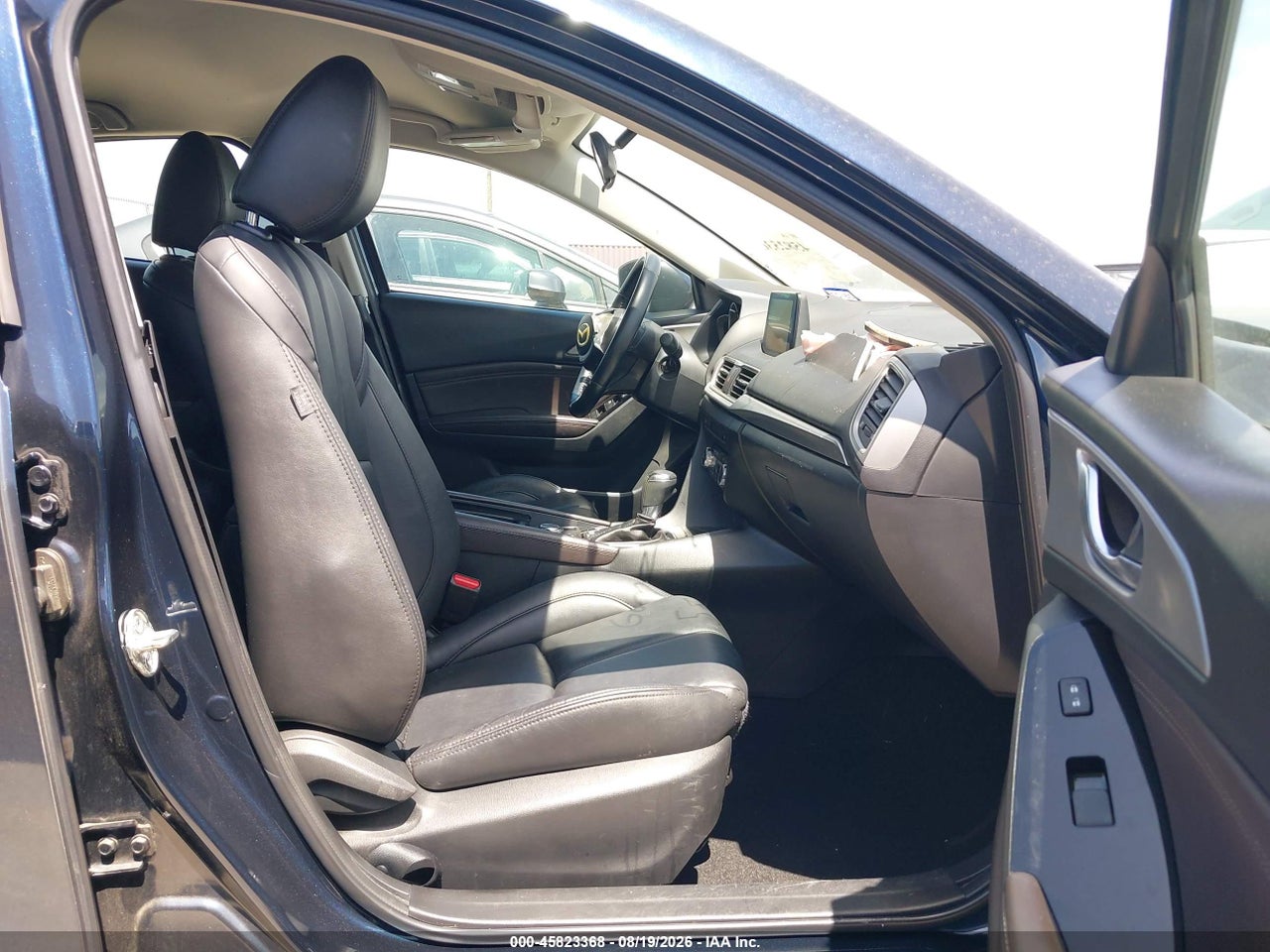 2018 MAZDA MAZDA3 TOURING · 5/11