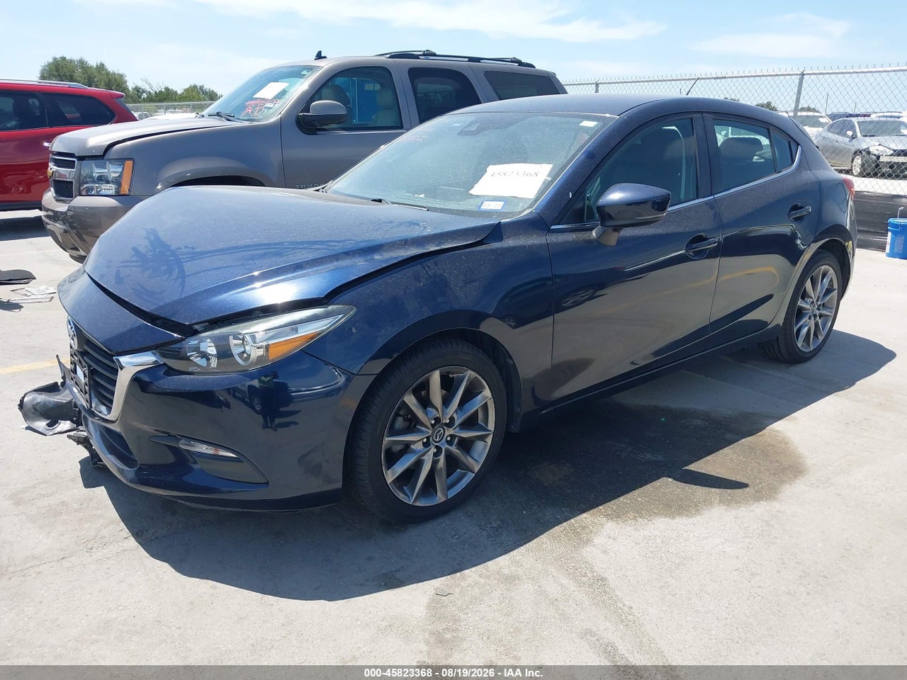2018 MAZDA MAZDA3 TOURING · 2/11