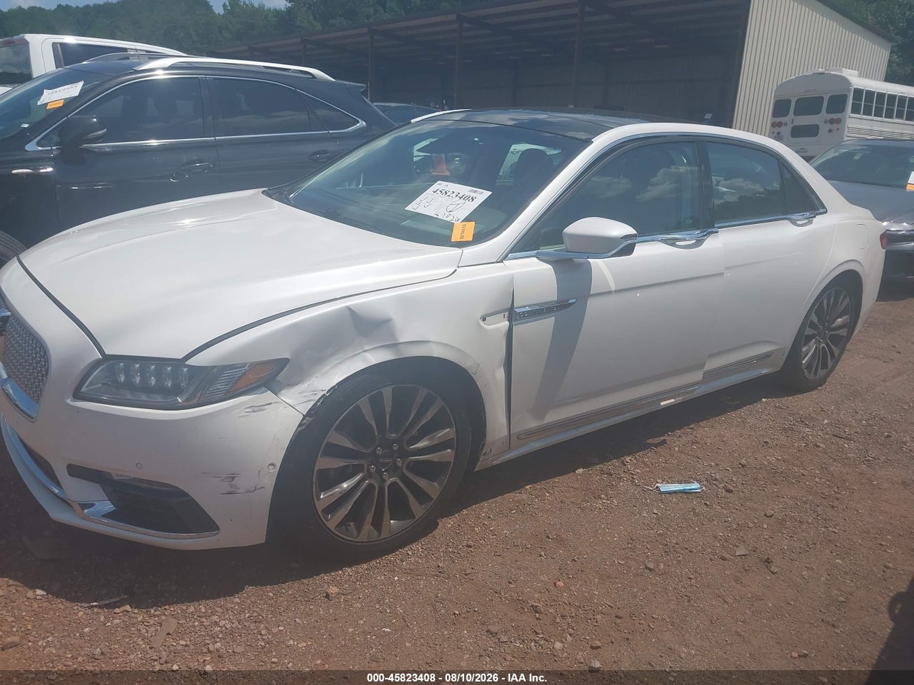 2017 LINCOLN CONTINENTAL RESERVE · 6/11
