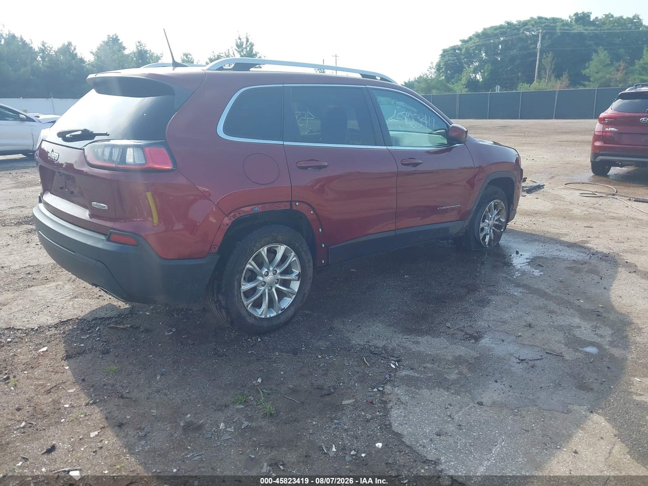 2019 JEEP CHEROKEE LATITUDE 4X4 · 4/11