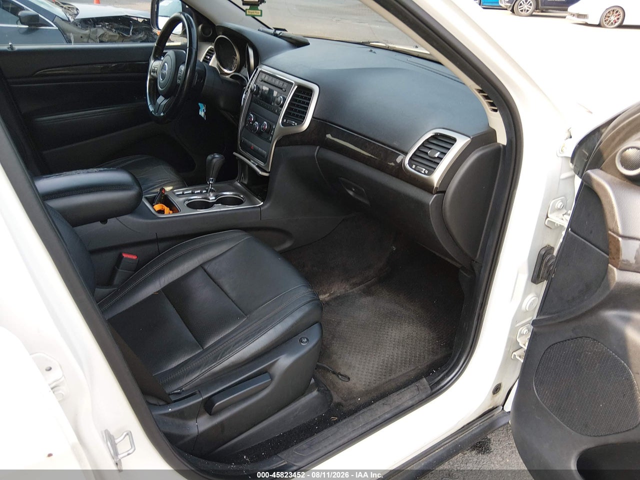 2011 JEEP GRAND CHEROKEE LAREDO · 5/11
