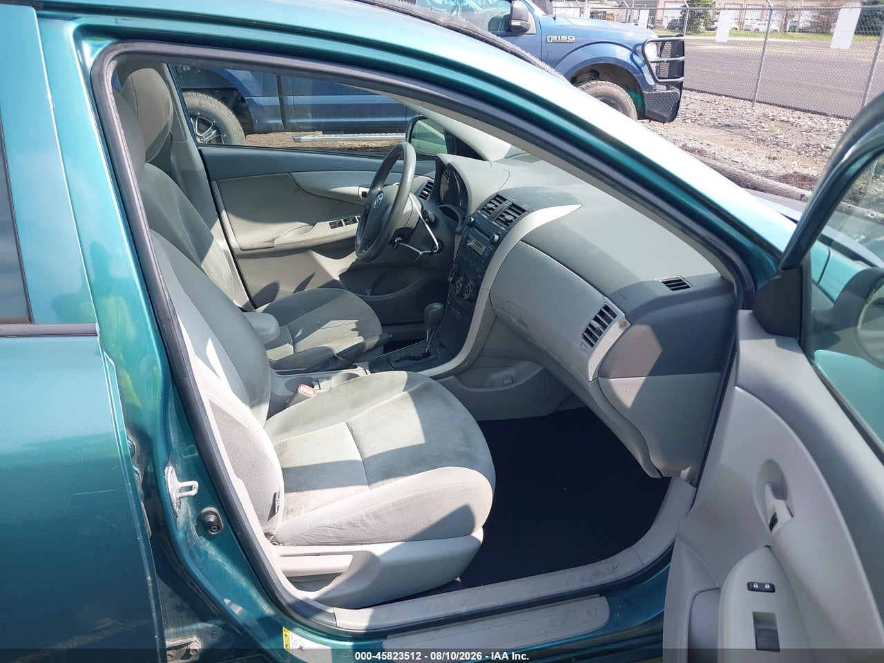 2009 TOYOTA COROLLA LE · 5/11