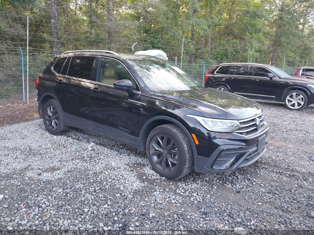3VV2B7AX2NM****** · 2022 VOLKSWAGEN TIGUAN 2.0T SE