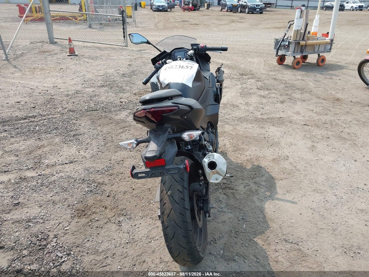 2026 KAWASAKI EX500 · 6/11