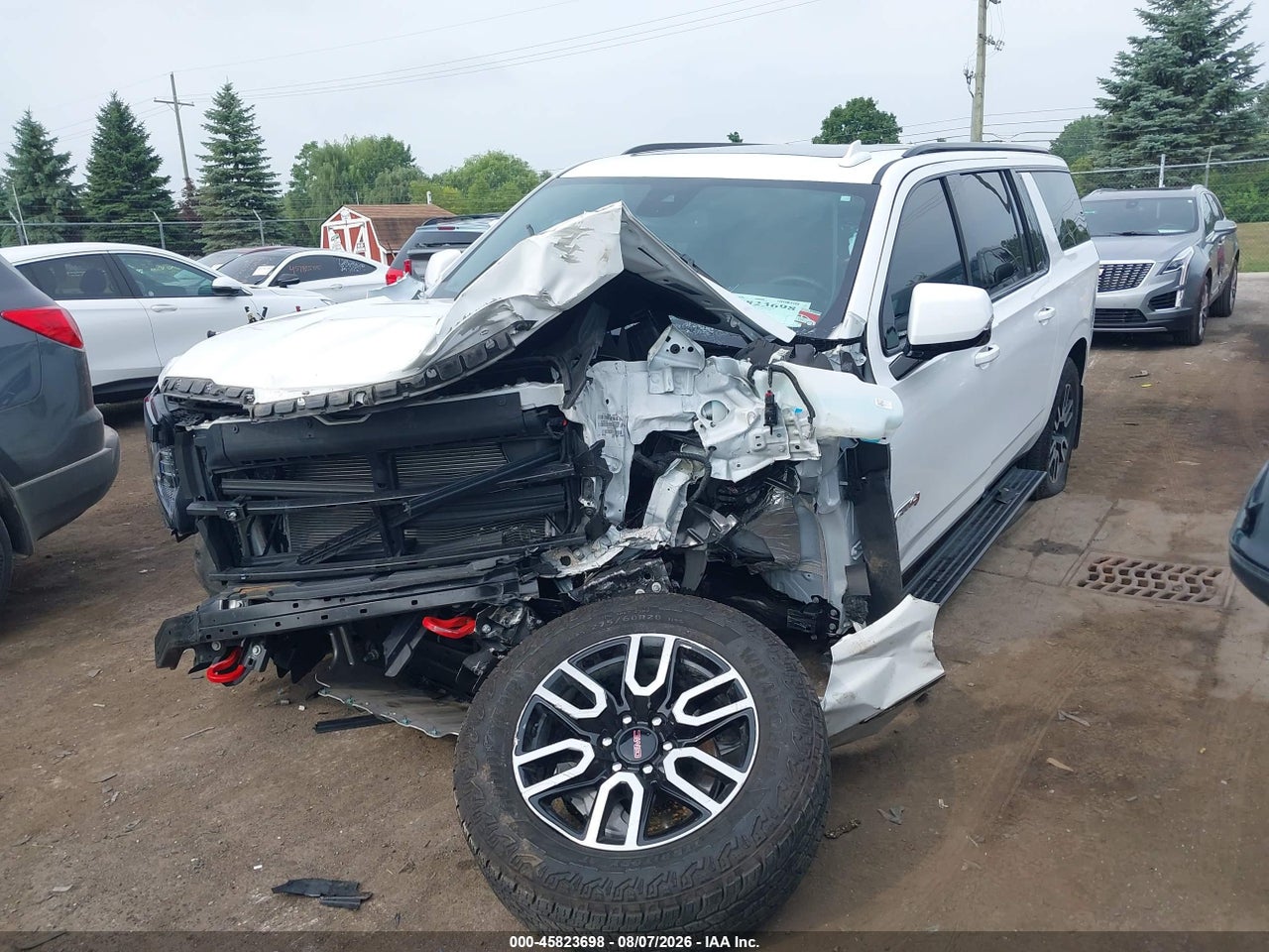 1GKS2HKL2RR****** · 2024 GMC YUKON XL 4WD AT4 · 2/11