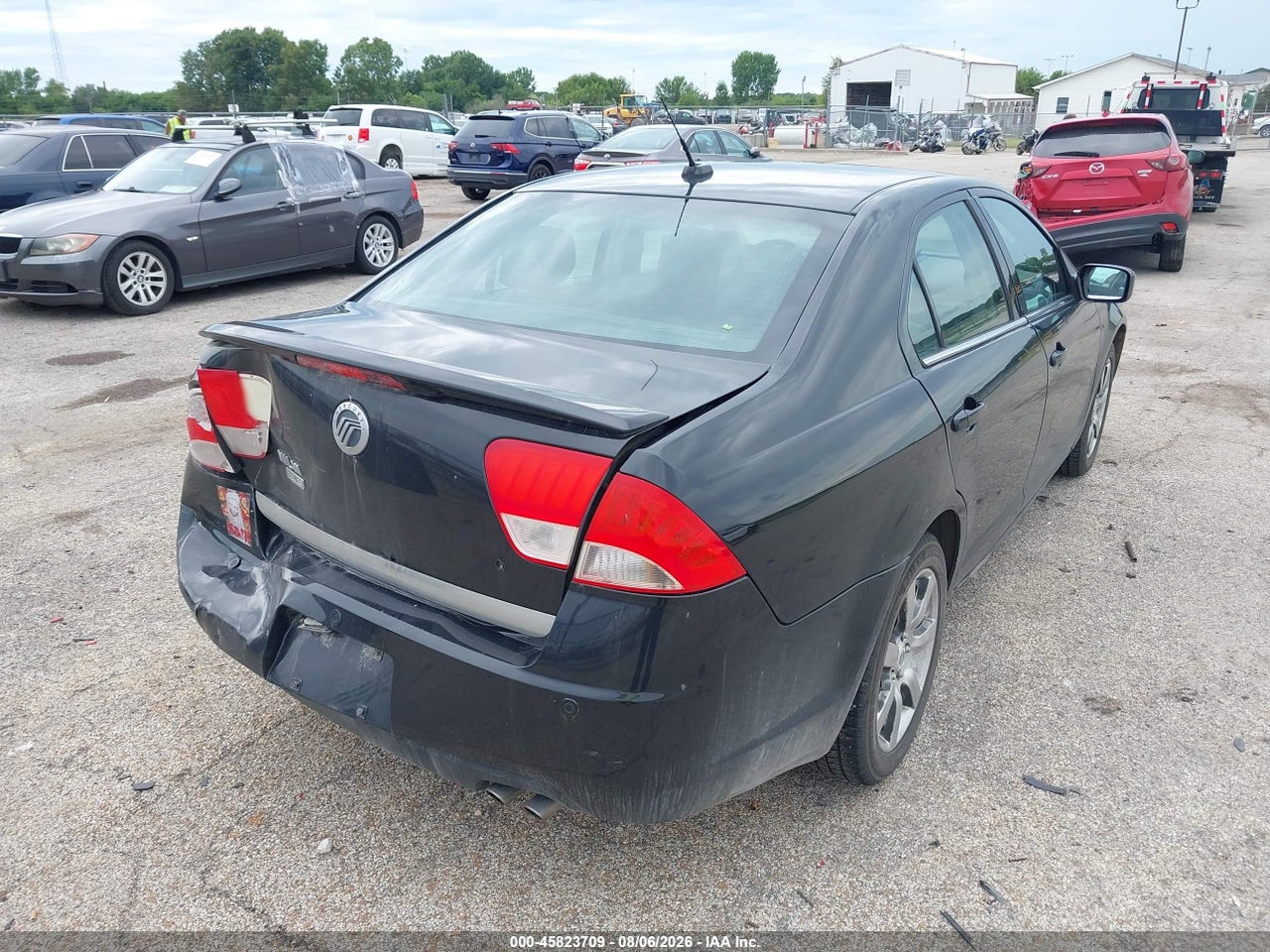 2011 MERCURY MILAN PREMIER · 4/11