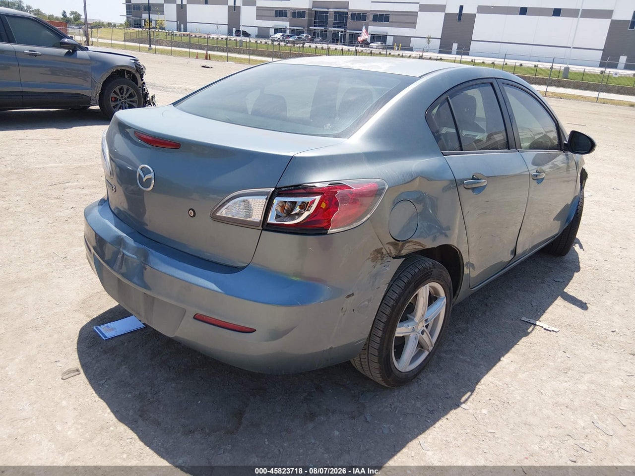 2013 MAZDA MAZDA3 I SV · 4/11